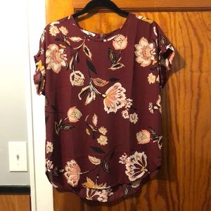 XS Maurices printed zipper back top